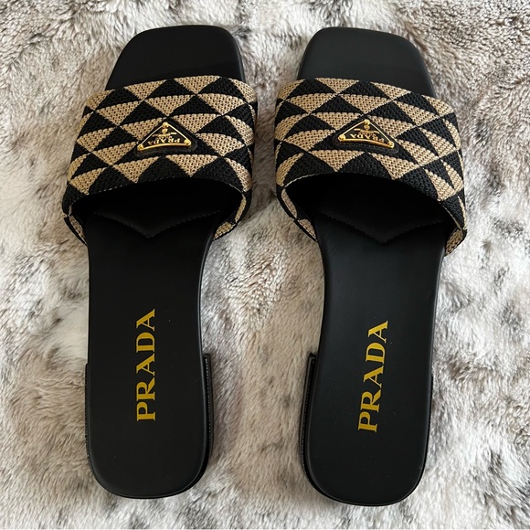 Like New PRADA Embroidered Triangle Logo Slides Sandals Mules size 37 EU / 7 US - Picture 6 of 11
